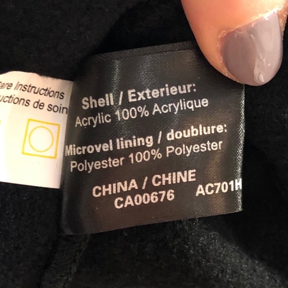 Unisex Child Knit Winter Earflap Hats - Picture 9 of 10